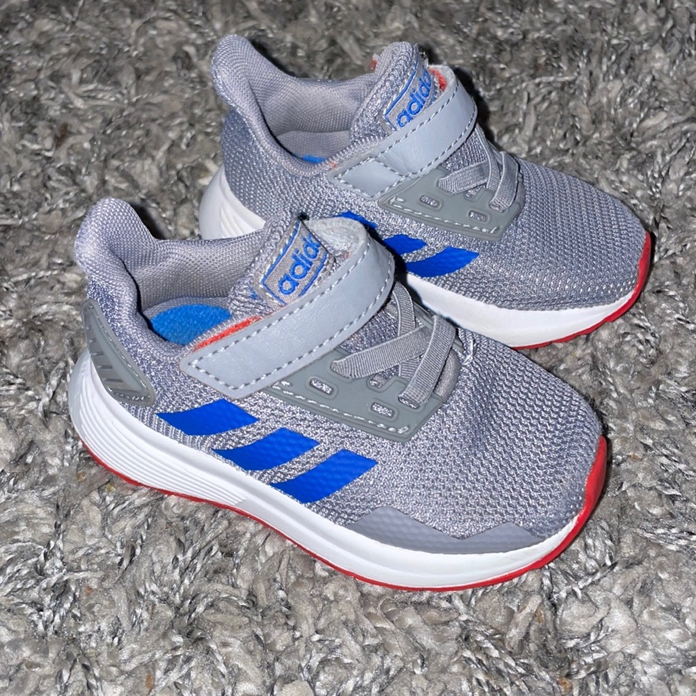 Adidas Velcro strap elastic lace sneakers